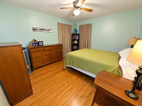 Bedroom - 1012 Becker Ave SE, Willmar, MN 56201 photo 2 of 4