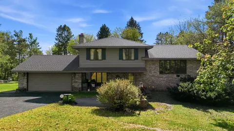Exterior - 2111 55th Ave, Baldwin, WI 54002 photo 2 of 7