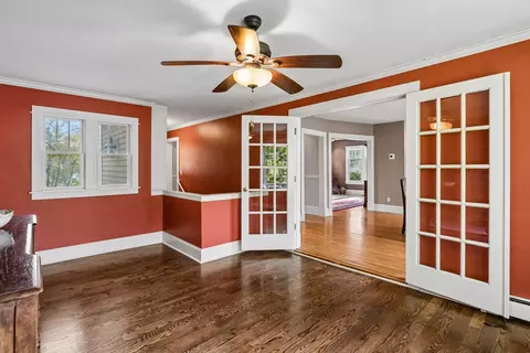 Entry Way - 6020 Mill St, Shorewood, MN 55331 photo 5 of 6