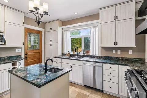 Kitchen - 6020 Mill St, Shorewood, MN 55331 photo 2 of 6