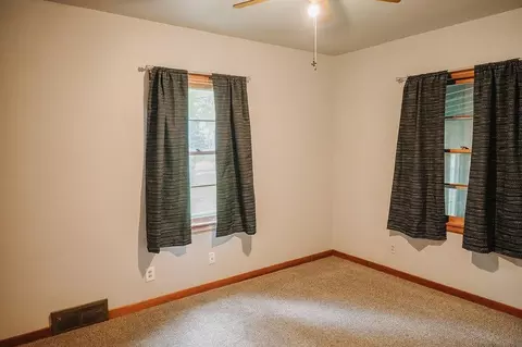 Bedroom - 313 E Willis St, Elmore, MN 56027 photo 6 of 8