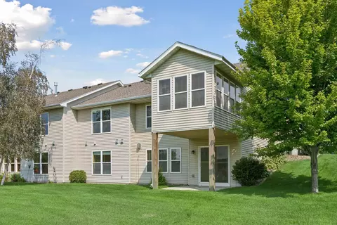 Exterior - 2007 14th St NE, Faribault, MN 55021 photo 4 of 9