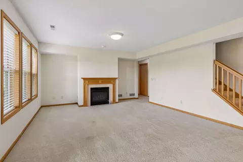 Living - 2007 14th St NE, Faribault, MN 55021 photo 7 of 8