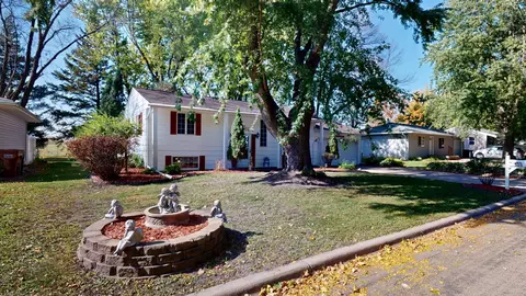 Exterior - 2129 Highland Ave, Albert Lea, MN 56007 photo 3 of 7