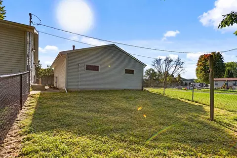 Exterior - 106 3rd St N, Dundas, MN 55019 photo 5 of 7
