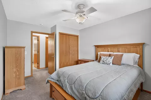 Bedroom - 4303 Clemson Cir #B, Eagan, MN 55122 photo 4 of 5