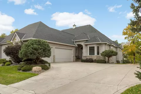 124 Stonebridge Rd, Lilydale, MN 55118