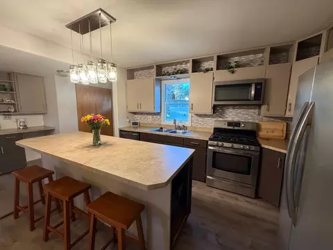 Kitchen - 301 12th Ave E, Lisbon, ND 58054 photo 1 of 2