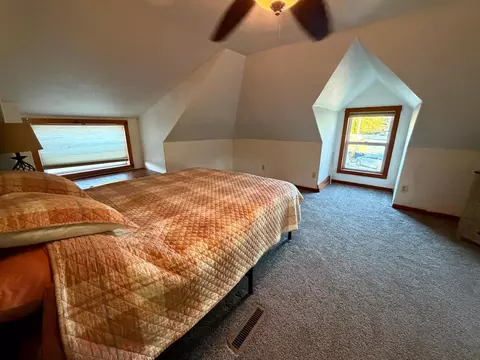 Bedroom - 301 12th Ave E, Lisbon, ND 58054 photo 4 of 5
