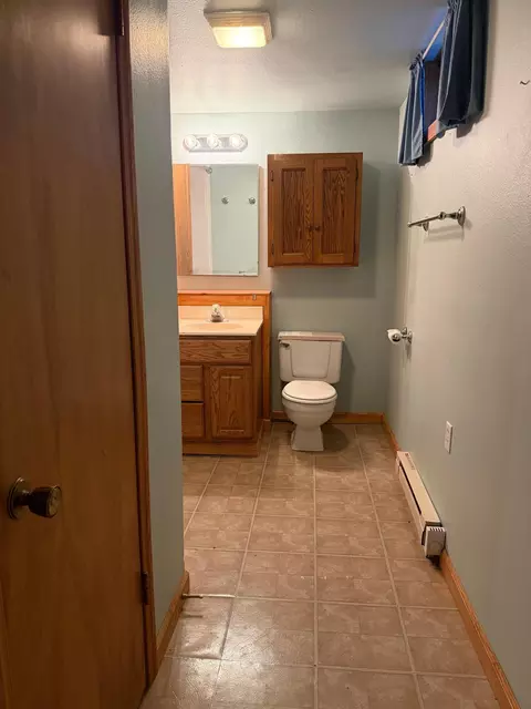 Bath - 301 12th Ave E, Lisbon, ND 58054 photo 4 of 5
