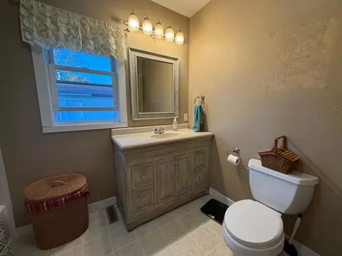 Bath - 301 12th Ave E, Lisbon, ND 58054 photo 1 of 5
