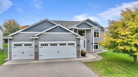 1578 18th St NE, Sauk Rapids, MN 56379