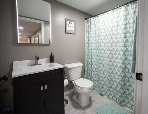 Bath - 801 19th St SE, Willmar, MN 56201 photo 4 of 4