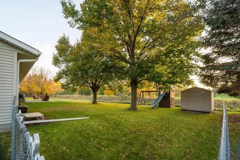 Exterior - 801 19th St SE, Willmar, MN 56201 photo 5 of 11