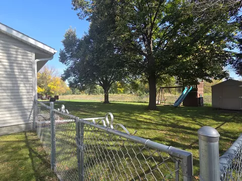 Exterior - 801 19th St SE, Willmar, MN 56201 photo 6 of 11