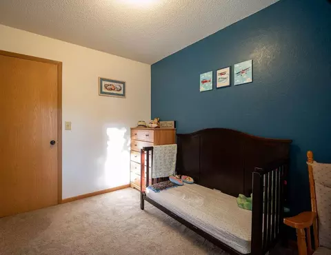 Bedroom - 801 19th St SE, Willmar, MN 56201 photo 6 of 8