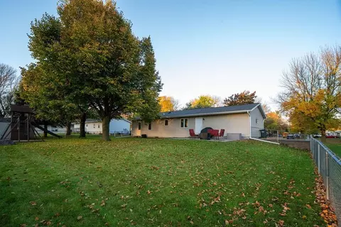 Exterior - 801 19th St SE, Willmar, MN 56201 photo 3 of 11