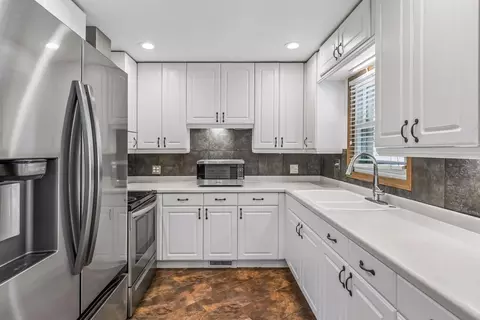 Kitchen - 3209 Random Rd, Eagan, MN 55121 photo 2 of 5