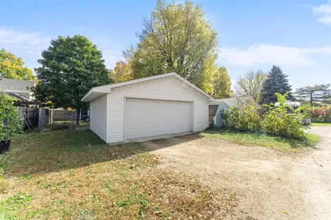 Exterior - 216 N 3rd St, Saint Peter, MN 56082 photo 5 of 14