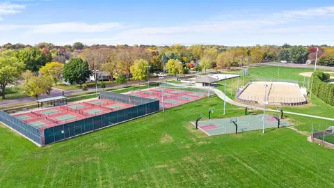 View/Area - 216 N 3rd St, Saint Peter, MN 56082 photo 3 of 4