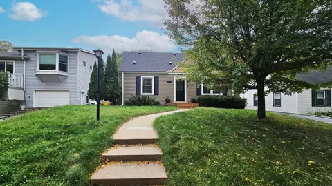 7613 W Lake St, Saint Louis Park, MN 55426