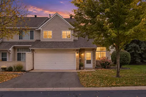 8588 Brinkley Ln, Inver Grove Heights, MN 55076