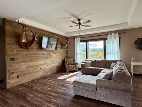Living - 1122 3rd St, Wanamingo, MN 55983 photo 2 of 12