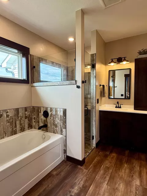 Bath - 1122 3rd St, Wanamingo, MN 55983 photo 1 of 8