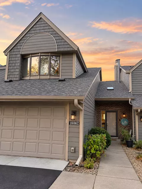 18062 Judicial Way N, Lakeville, MN 55044