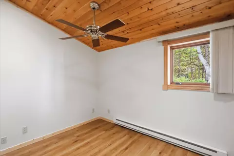 Bedroom - 1807 Everett Bay Rd, Tower, MN 55790 photo 2 of 3