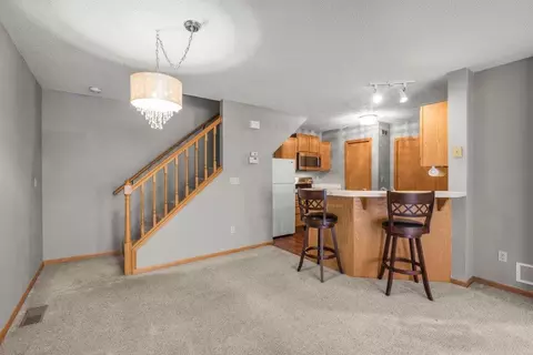 Living - 4074 Durham Ct #114, Eagan, MN 55122 photo 4 of 4