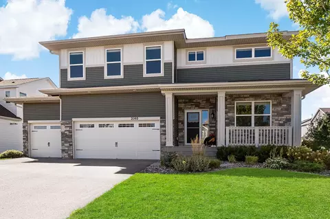 2140 Windermere Cir, Shakopee, MN 55379