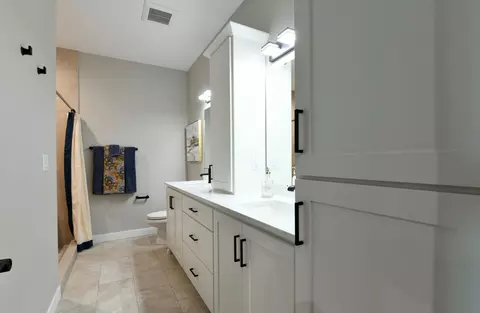 Bath - 3155 Archer Pl S, Fargo, ND 58104 photo 3 of 4