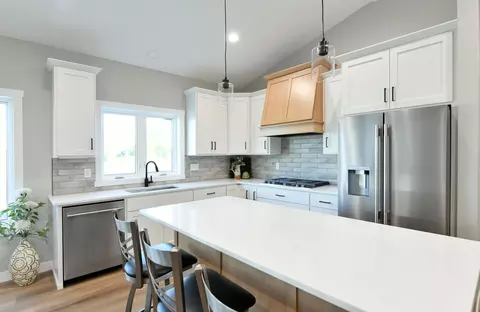 Kitchen - 3155 Archer Pl S, Fargo, ND 58104 photo 4 of 5
