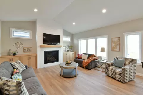 Living - 3155 Archer Pl S, Fargo, ND 58104 photo 3 of 4
