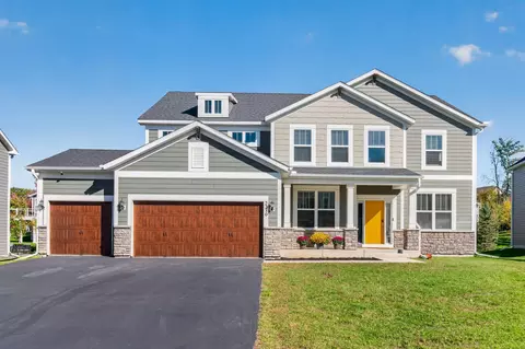 5370 Fountain Ln N, Plymouth, MN 55446