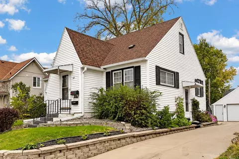12 11th Ave SE, Rochester, MN 55904