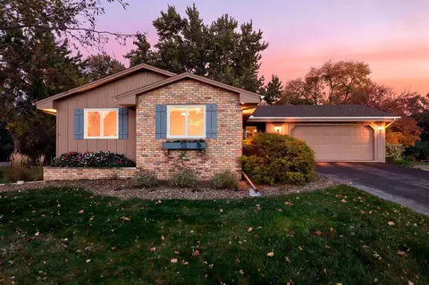 8365 Heather Ave, Eden Prairie, MN 55347