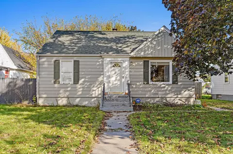 5136 Dupont Ave N, Minneapolis, MN 55430