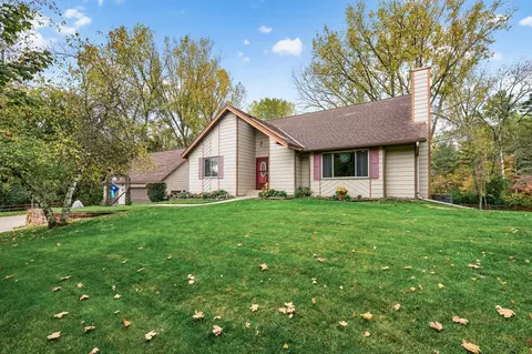 4990 Jamaca Ave N, Lake Elmo, MN 55042