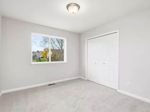 Bedroom - 2083 River Bend Trl, Mayer, MN 55360 photo 4 of 4