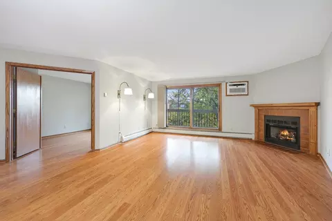 999 41st Ave NE #307, Columbia Heights, MN 55421