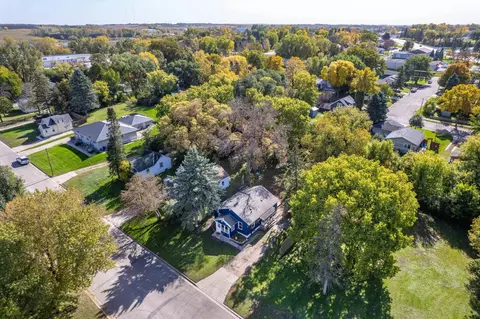 View/Area - 810 E Junius Ave, Fergus Falls, MN 56537 photo 2 of 10