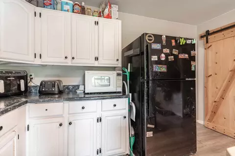 Kitchen - 810 E Junius Ave, Fergus Falls, MN 56537 photo 3 of 4
