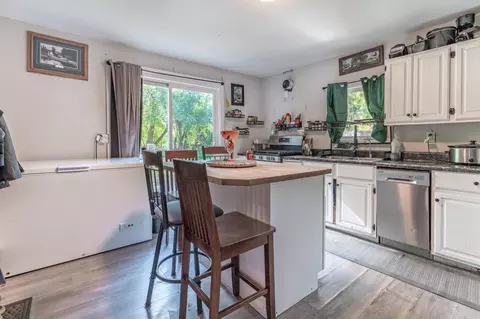 Kitchen - 810 E Junius Ave, Fergus Falls, MN 56537 photo 1 of 4