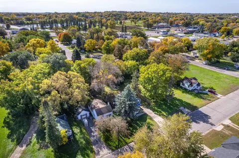 View/Area - 810 E Junius Ave, Fergus Falls, MN 56537 photo 8 of 10
