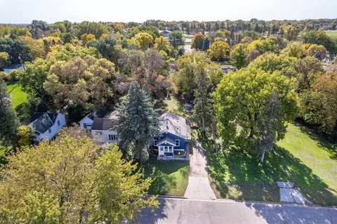 View/Area - 810 E Junius Ave, Fergus Falls, MN 56537 photo 1 of 10