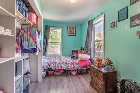 Bedroom - 810 E Junius Ave, Fergus Falls, MN 56537 photo 3 of 4