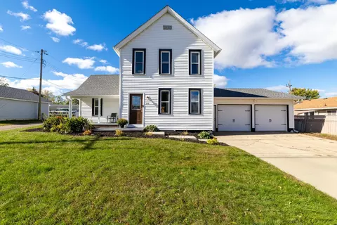216 N Willow St, Belle Plaine, MN 56011