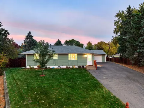 709 120th Ave NE, Blaine, MN 55434